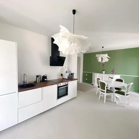 Lovingstresa 2 Brand New