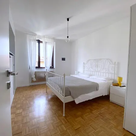 Lovingstresa 2 Brand New Apartment