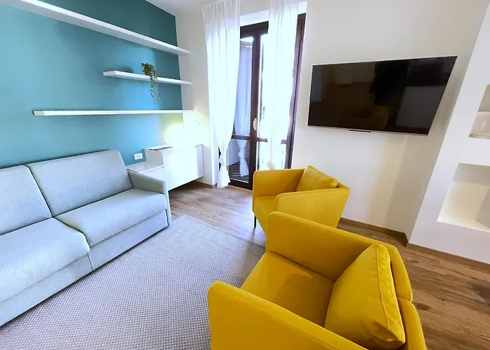 Lovingstresa 2 Brand New Stresa