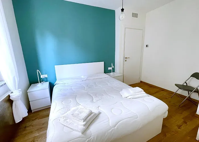 Lovingstresa 2 Brand New Stresa