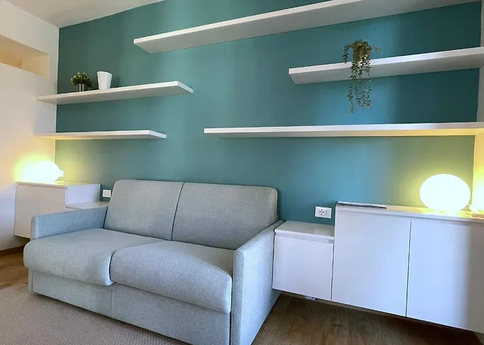 Lovingstresa 2 Brand New Stresa